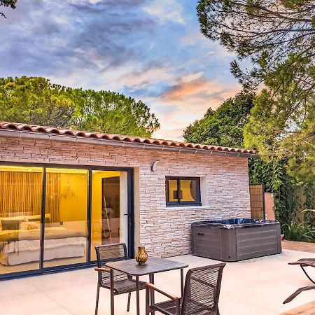 Lodge Coocon & Spa Nimes Bagian luar foto
